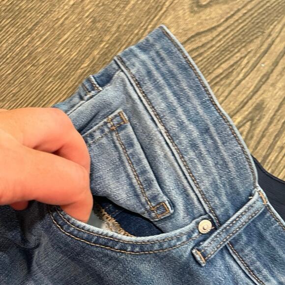 Wonderly Womens Mid-Rise Skinny Jeans Whiskering Denim Medium Wash Blue Size 8R - Picture 11 of 11